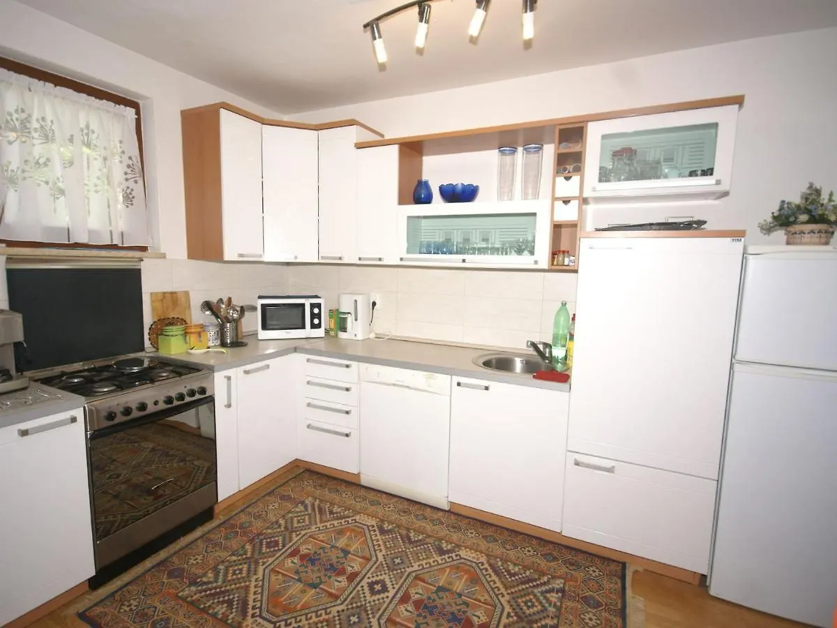 Spacious Bungalow Near Sea In Medulin 0*,
